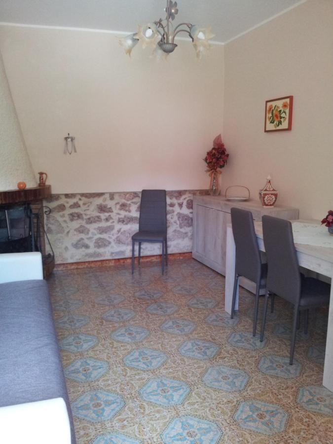 La Casina gialla Villa Veroli Esterno foto