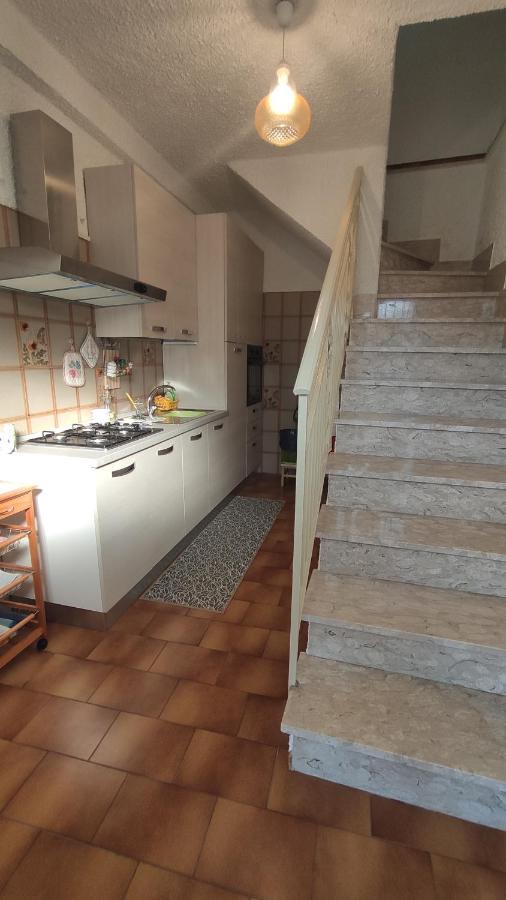 La Casina gialla Villa Veroli Esterno foto